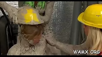 Odtwórz Mokre spojrzenie uwodzenie z lesbijskimi hotties