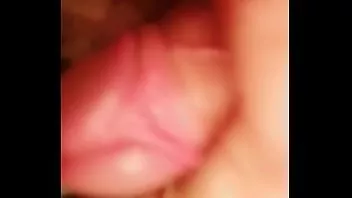 Reproducir Embarazo, chico flaco y pervertido convierte a su amiga embarazada en puta privada...