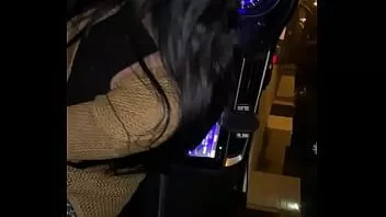 চালান অপেশাদার lexi গাড়ী মধ্যে শিশ্ন চুষা