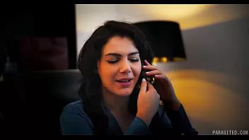 Riproduci Posseduto Cherry Kiss e Valentina Nappi scopano duramente Vince Carter
