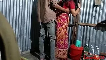 play Amatură adevărată în casă cu bhashr (video oficial de localsex31)