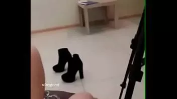 Abspielen Reicher Chinese wird von zwei jungen Russen gefickt