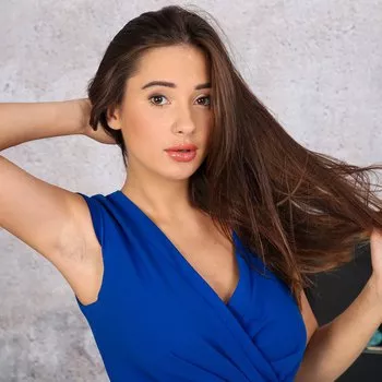 Pornostar Liya Silver
