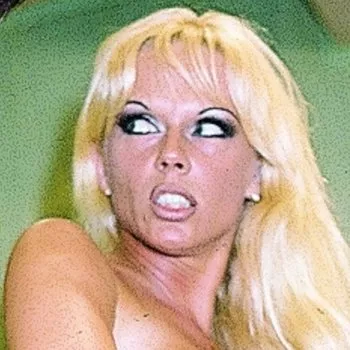 Star du porno Kelly Trump